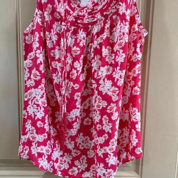 Pullover Halter Top by Elle Brand.  NWT! - Picture 3 of 16